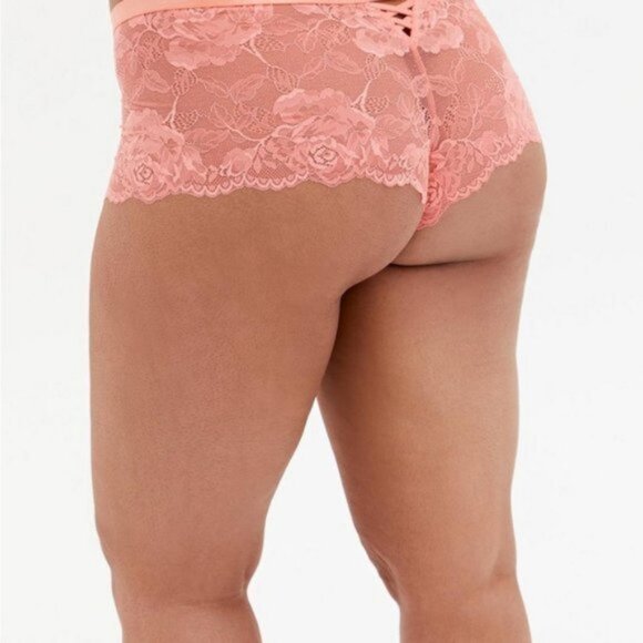 NWT Torrid Floral Lace Mid-Rise Cheeky Mini Lattice Back Panty Size 6 - Picture 3 of 6